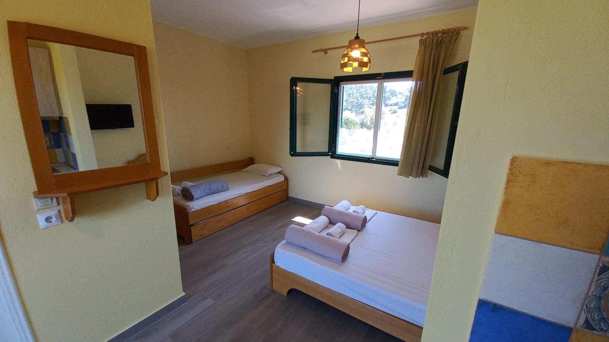 Sapfo Beach Studios Нікіті Екстер'єр фото